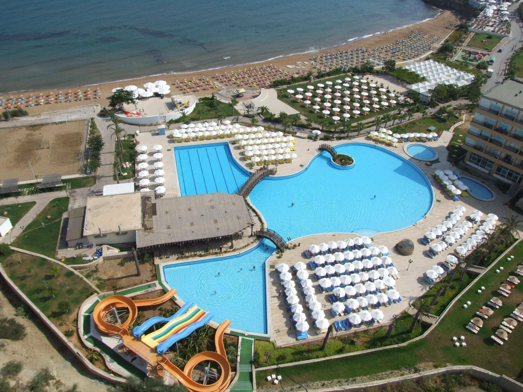 Cratos Premium Hotel, Casino, Port & Spa Kazaphani Dış mekan fotoğraf