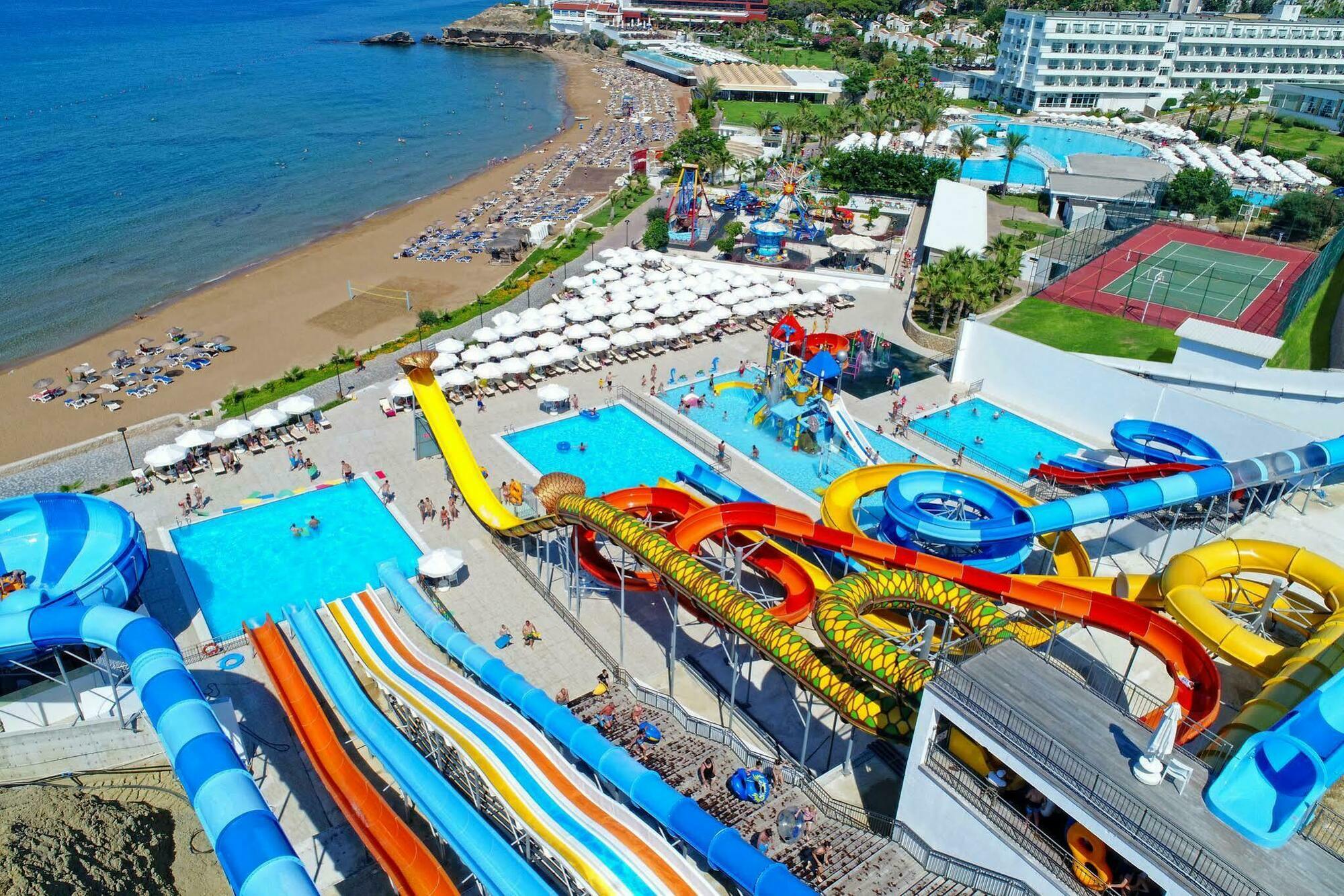Cratos Premium Hotel, Casino, Port & Spa Kazaphani Dış mekan fotoğraf