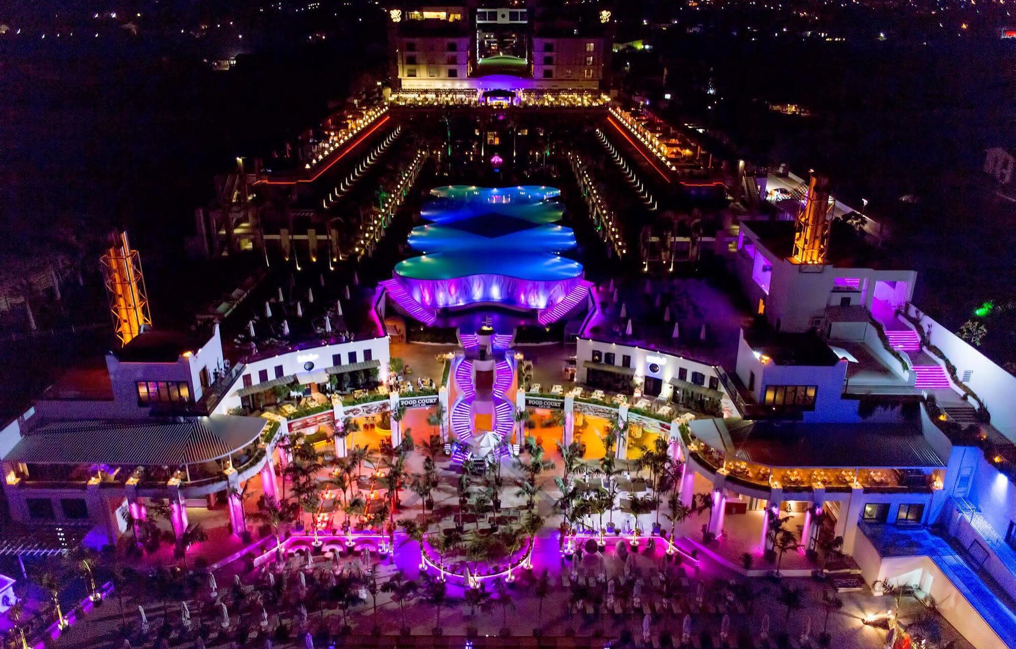 Cratos Premium Hotel, Casino, Port & Spa Kazaphani Dış mekan fotoğraf