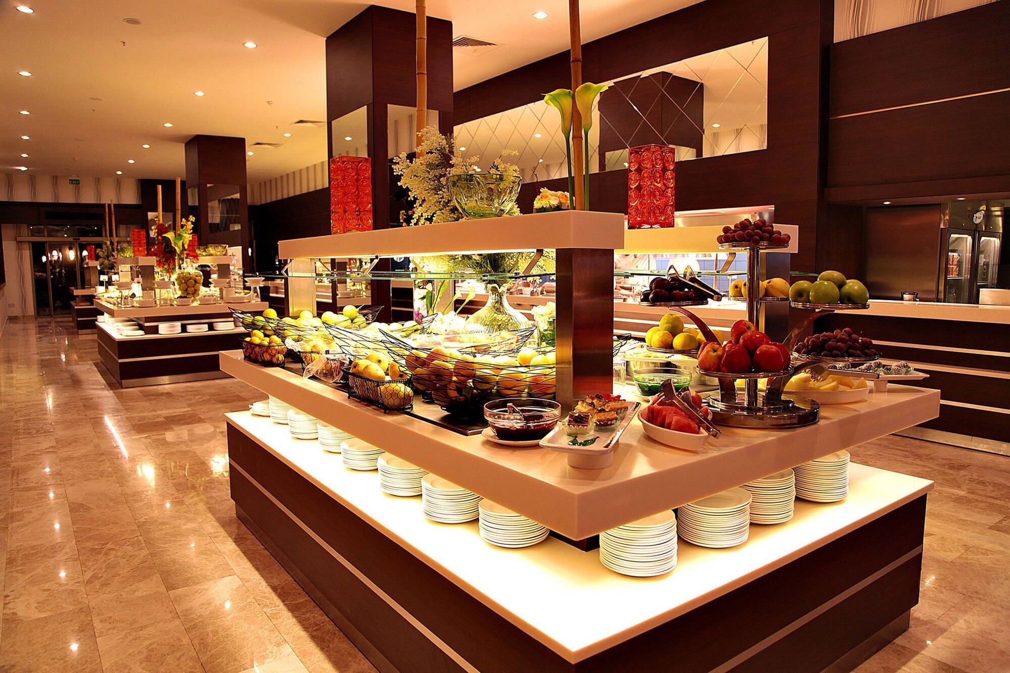 Cratos Premium Hotel, Casino, Port & Spa Kazaphani Dış mekan fotoğraf