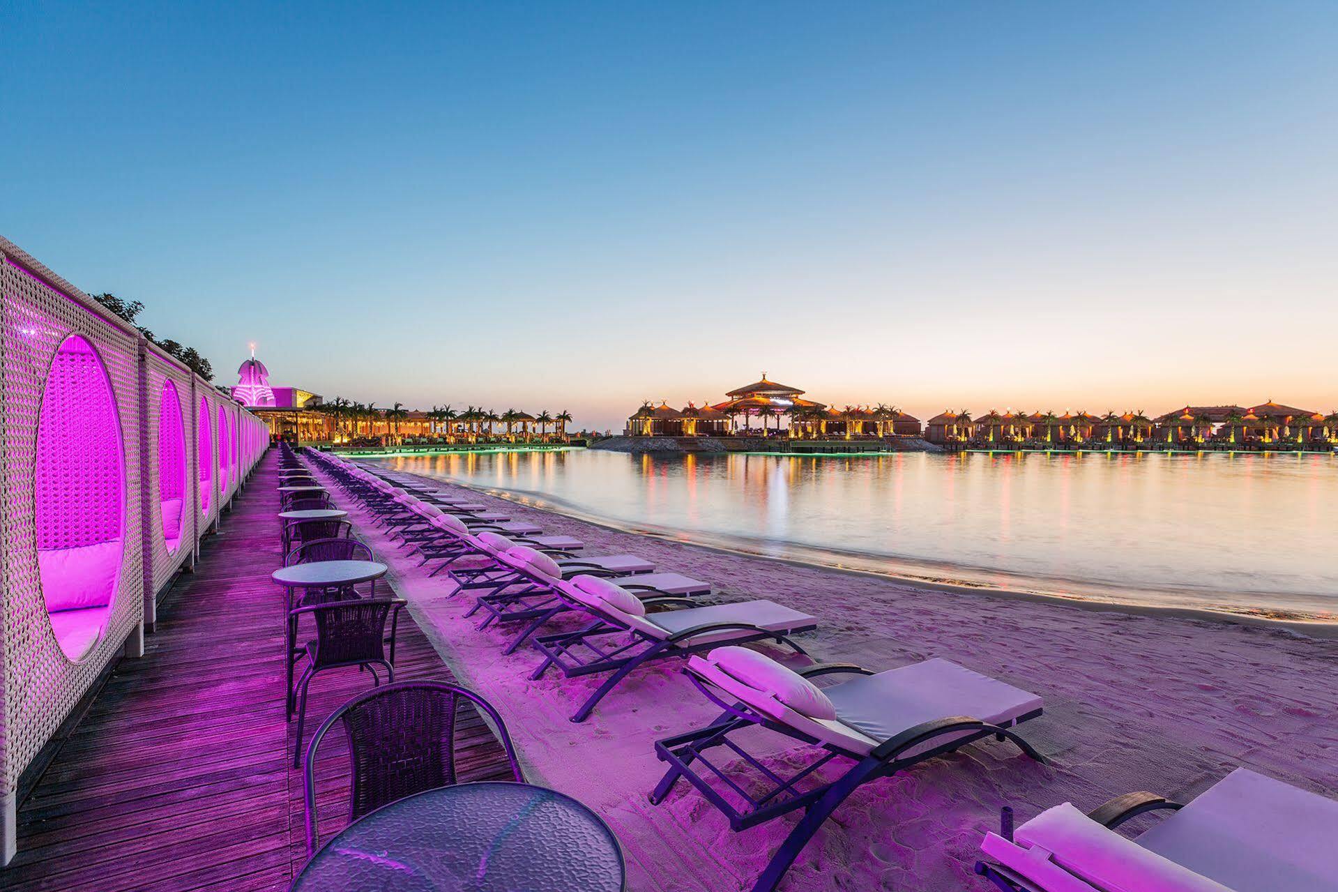 Cratos Premium Hotel, Casino, Port & Spa Kazaphani Dış mekan fotoğraf